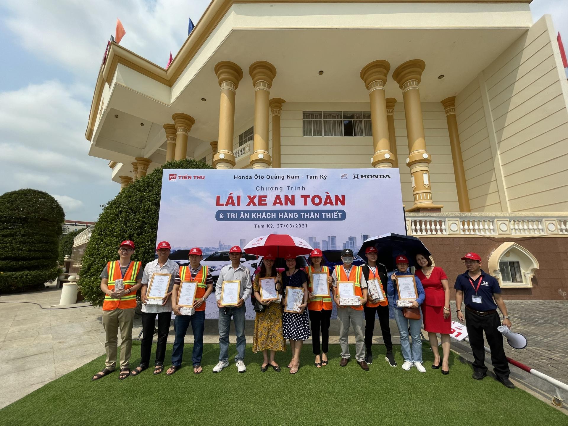 Chương Trình Tập Huấn “Lái Xe An Toàn” & Tri Ân Khách Hàng